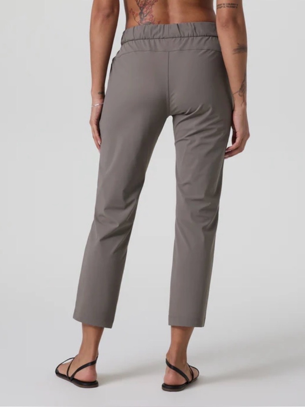 Vuori Miles Ankle Pant - Picture 2 of 13